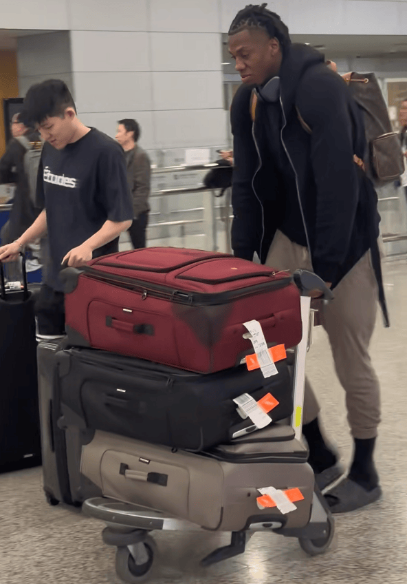 重磅加盟！你好，NBA盖帽王！上海队史诗级进化