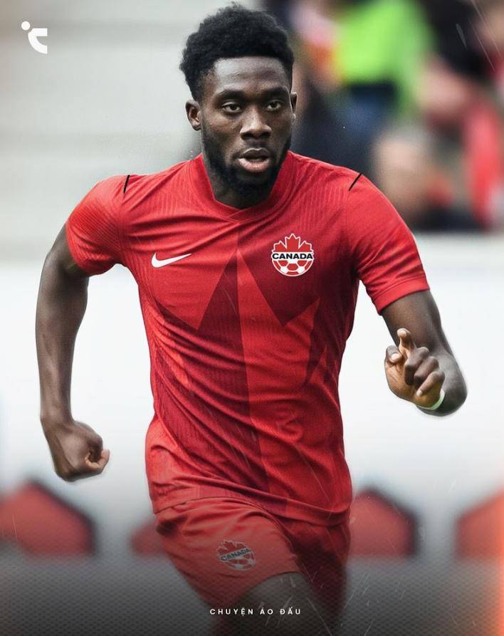 加拿大队2026世界杯主场球衣曝光